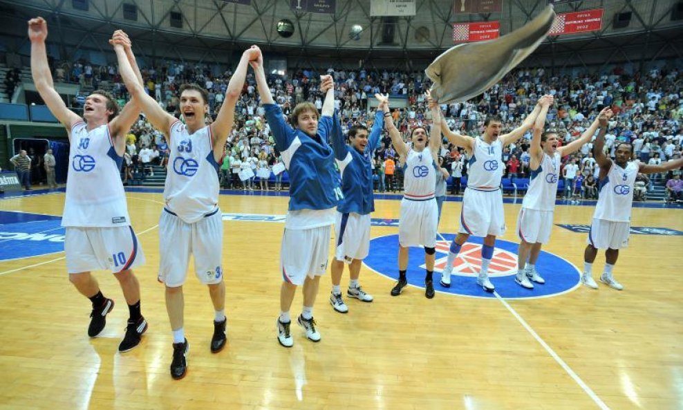 Cibona osvojila 16. naslov