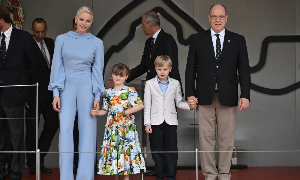 Princeza Charlene i princ Albert s djecom