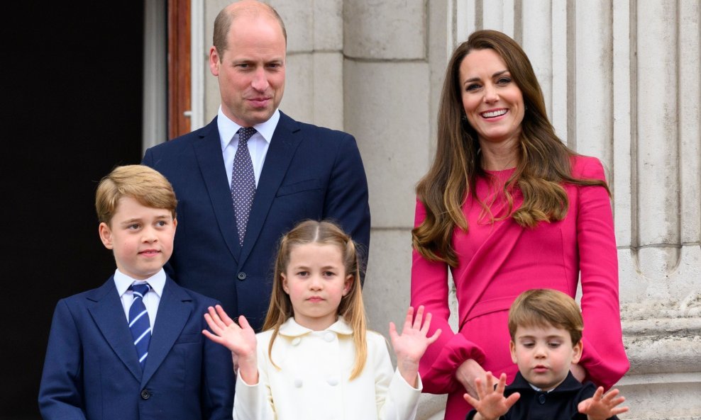 Kate Middleton i princ William s djecom