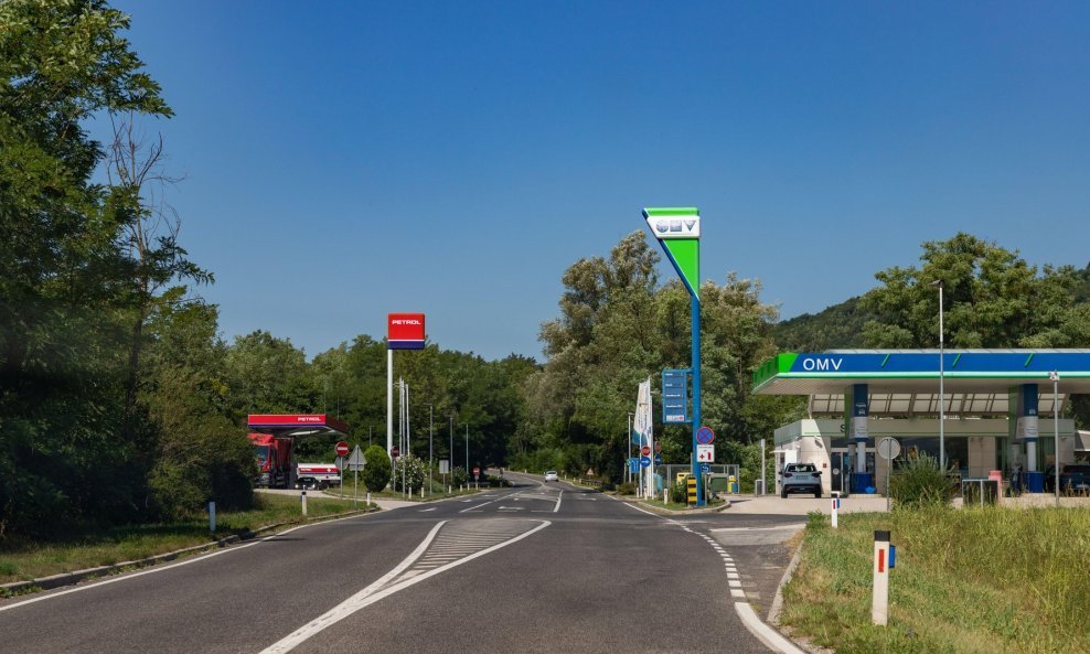 OMV benzinska i Petrol u Sloveniji