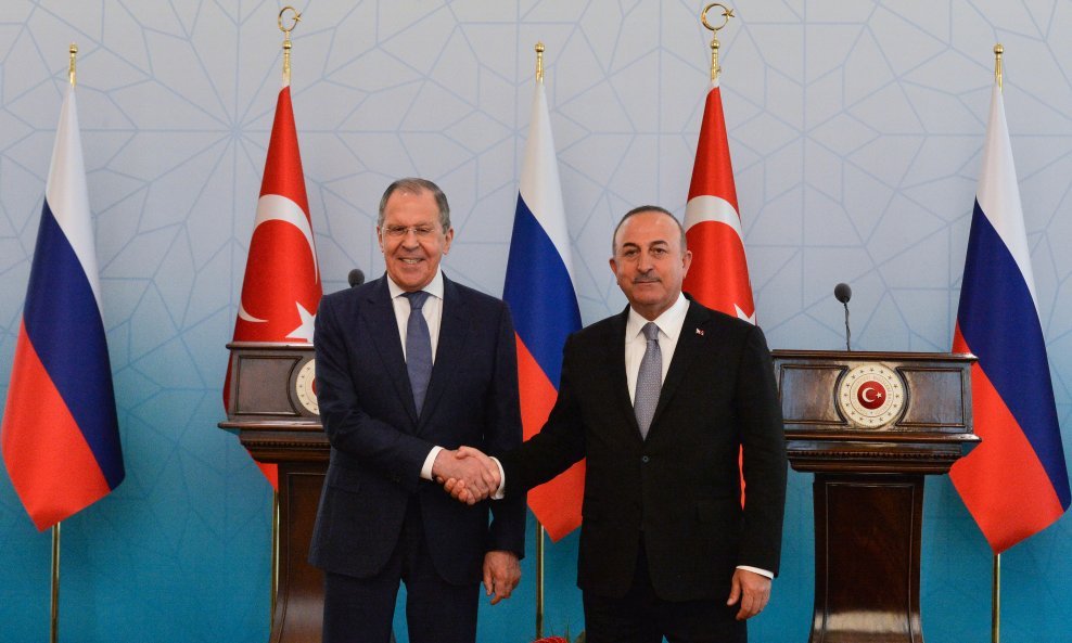 Sergej Lavrov i Mevlut Cavusoglu