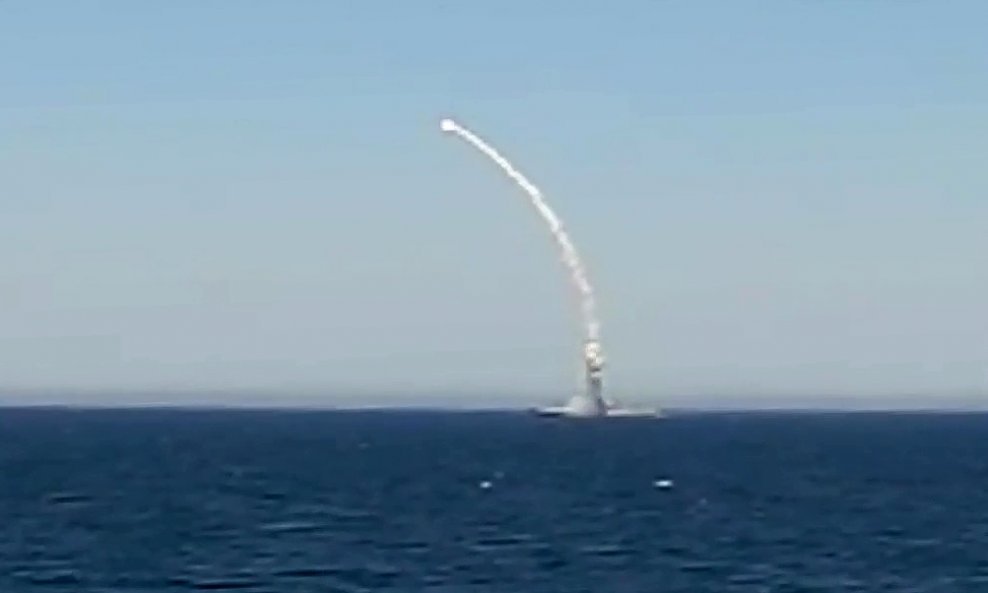 Ilustracija / Lansiranje krstareće rakete Kalibr s ruskog broda