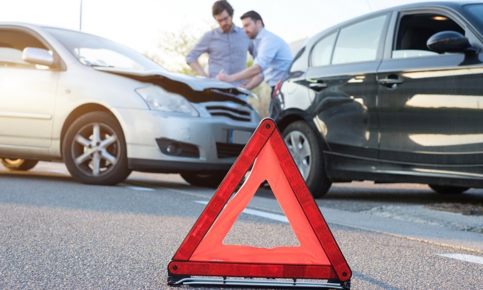 Kasko osiguranje pokriva štetu i na vašem automobilu bez obzira bili vi krivi ili ne, uz iznimku u neki slučajevima