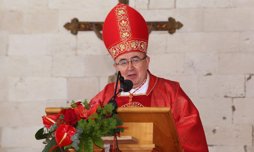 Vrhbosanski nadbiskup, kardinal Vinko Puljić