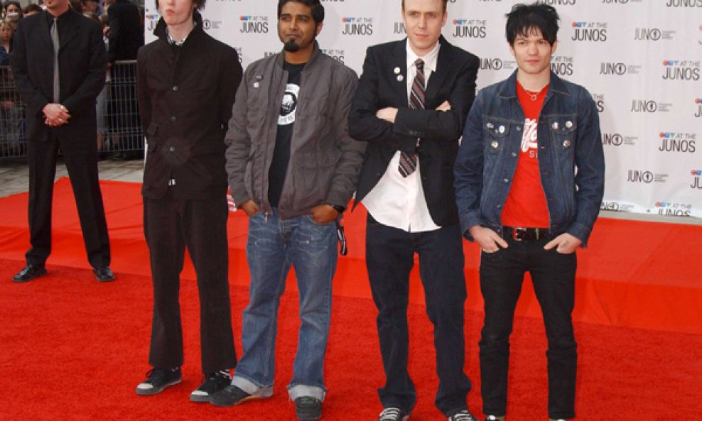 SUM 41