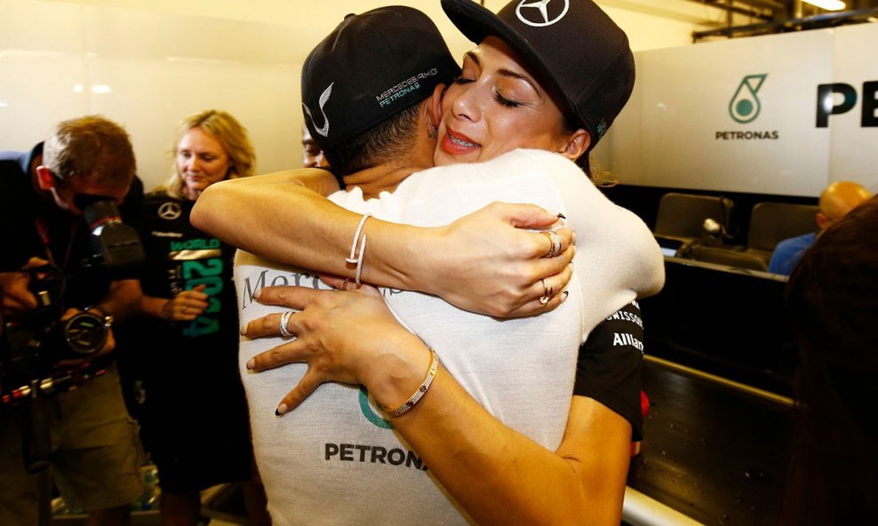 Nichole Scherzinger i Lewis Hamilton 1