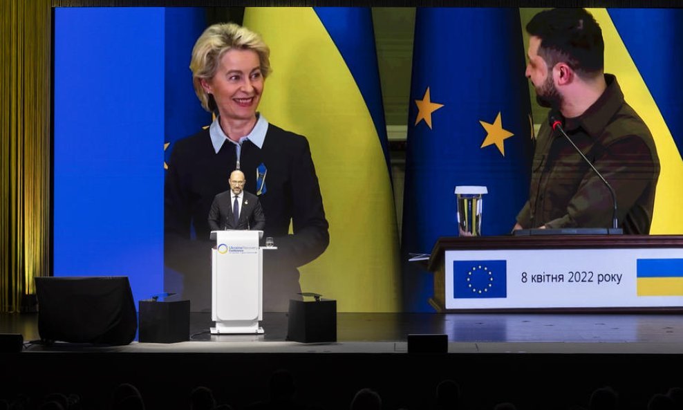 Ursula von der Leyen i Volodimir Zelenski