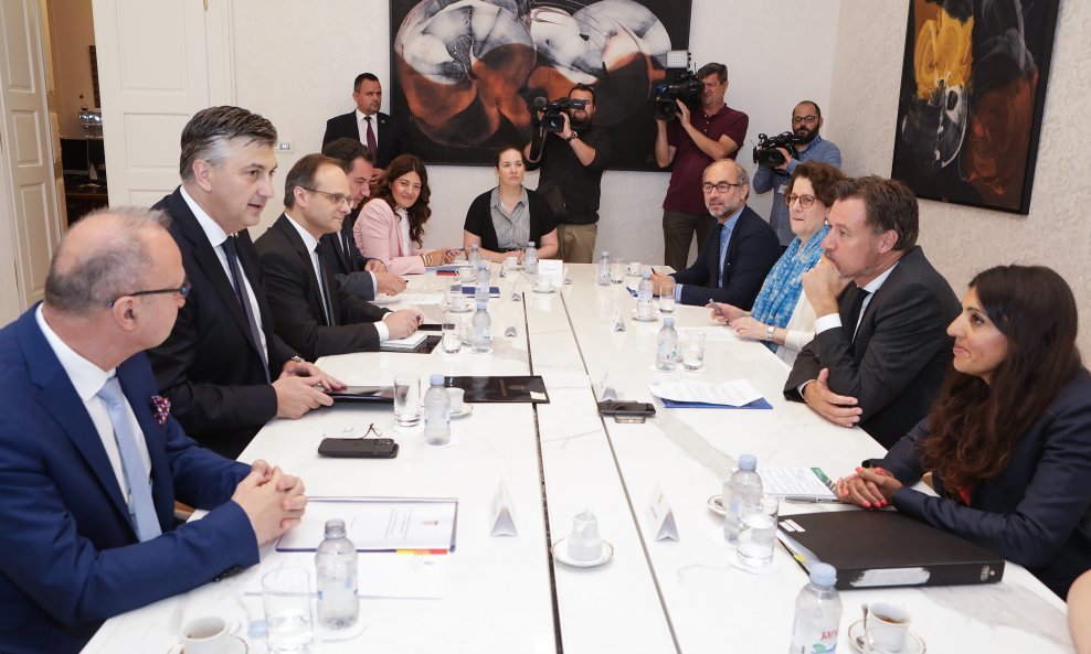 Andrej Plenković primio glavnog tajnika OECD-a
