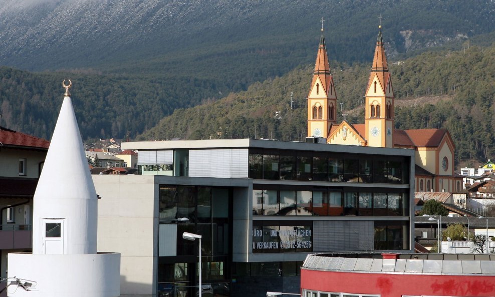 minaret alpi švicarska