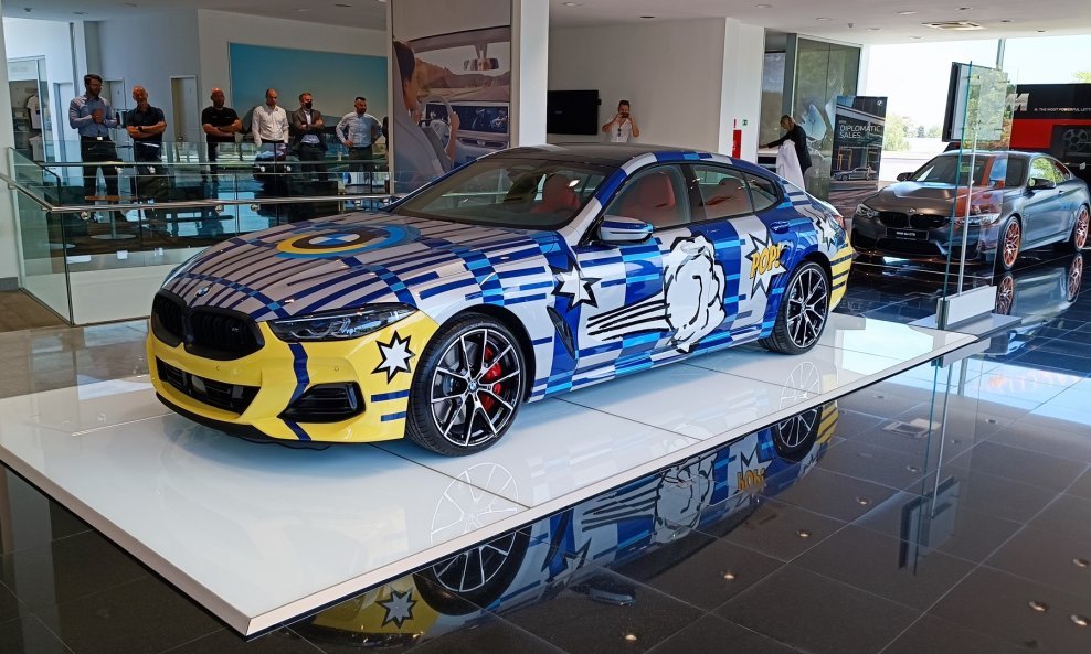 BMW M850i xDrive Gran Coupé koji je Jeff Koons pretvorio u ekskluzivni THE 8 X JEFF KOONS