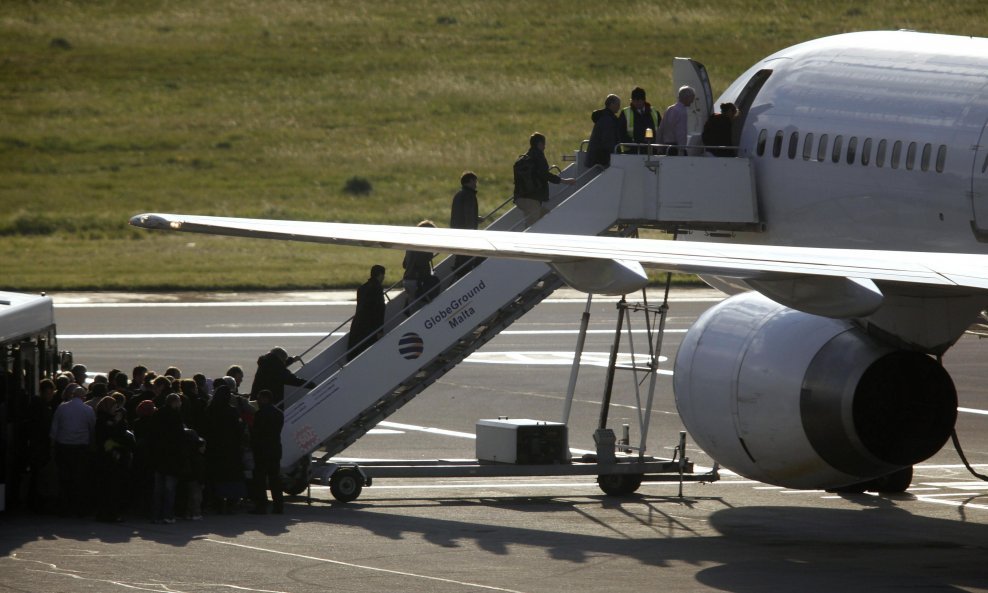 Evakuacija iz libije avionom do Malte