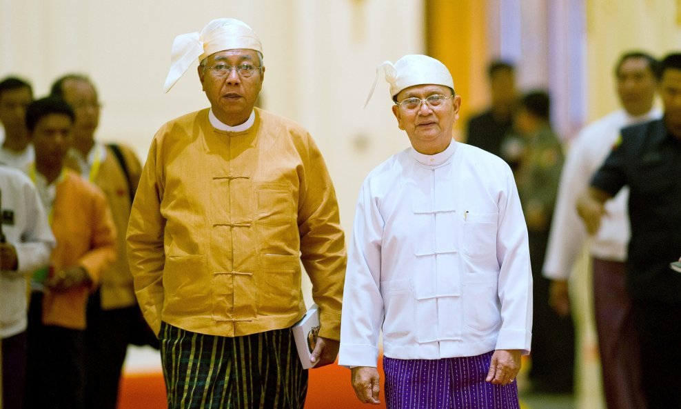 Thein Sein (desno)