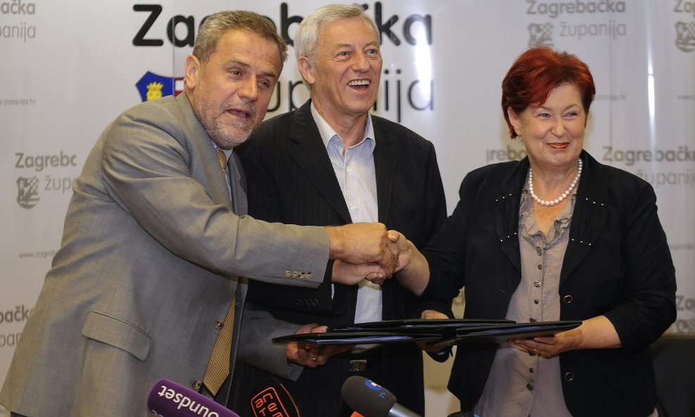 Zagrebački gradonačelnik Milan Bandić, zagrebački župan Stjepan Kožić te županica krapinsko-zagorska Sonja Borovčak  2012. su pokrenuli projekt integriranog prometa