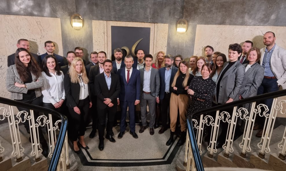 InterCapital Asset Managementa,