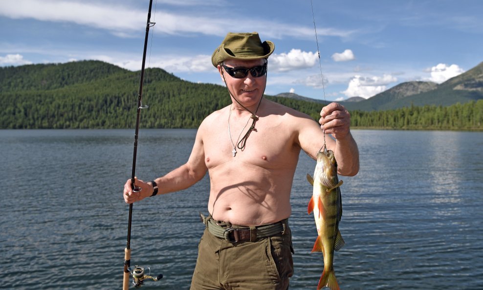 Vladimir Putin u ribolovu