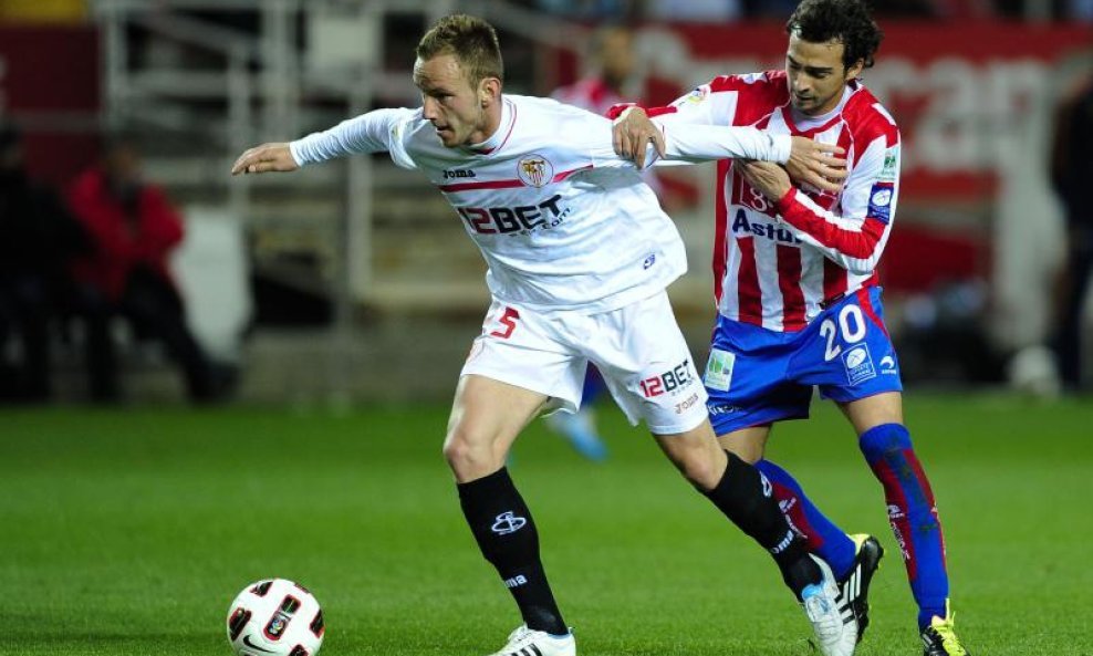 Ivan Rakitic Sevilla 2011