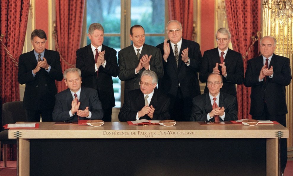 Slobodan Milošević, Franjo Tuđman, Alija Izetbegović i čelnici država jamaca Daytonskog sporazuma