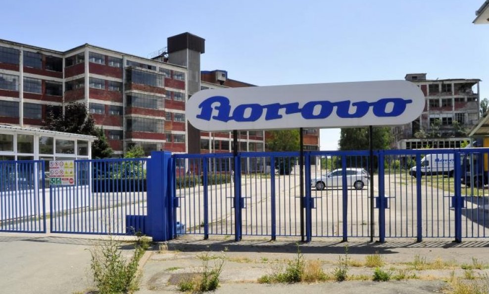 Borovo tvornica