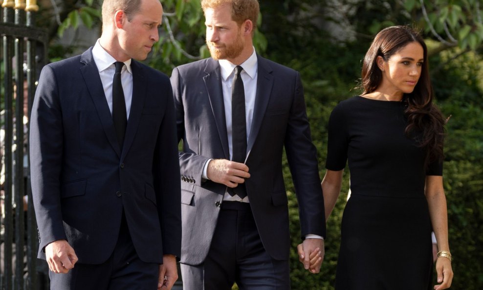 Princ William, princ Harry i Meghan Markle