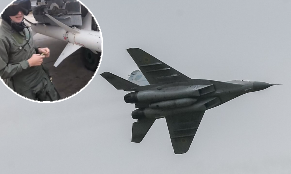 Ispisivanje poruke na projektilu (u krugu) / ukrajinski MiG-29