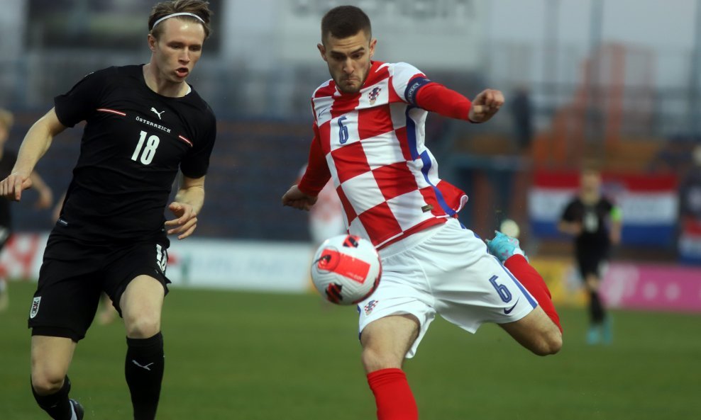 Bartol Franjić na utakmici Hrvatska - Austrija