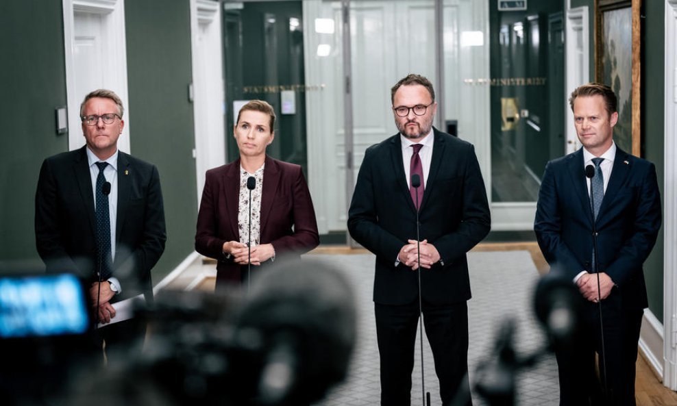 Danski ministar obrane Morten Boedskov, premijerka Mette Frederiksen,ministar za klimu Dan Joergensen, i ministar vanjski poslova Jeppe Kofod