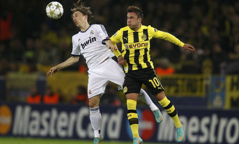 Luka Modrić i Mario Götze