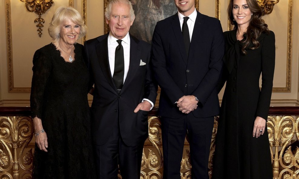 kralj Charles III, kraljica supruga Camilla, princ i princeza od Walesa