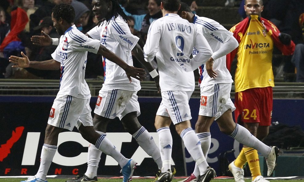 Bafetimbi Gomis, Lyon