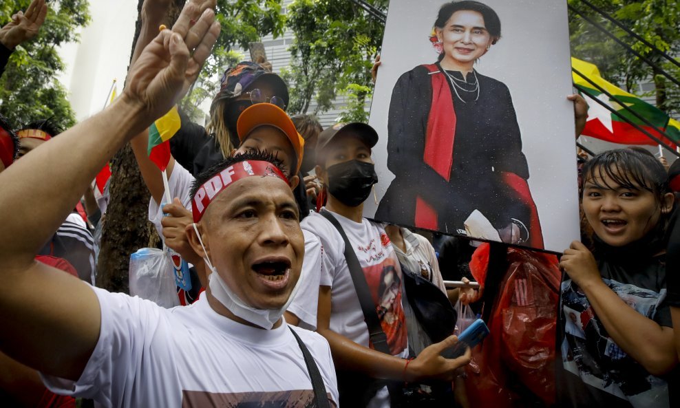 Aung San Suu Kyi