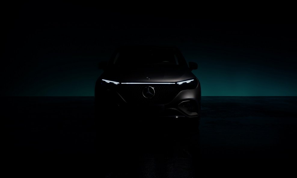 Mercedes pokazao najavnu sliku vanjskog izgleda EQE SUV-a uoči premijere