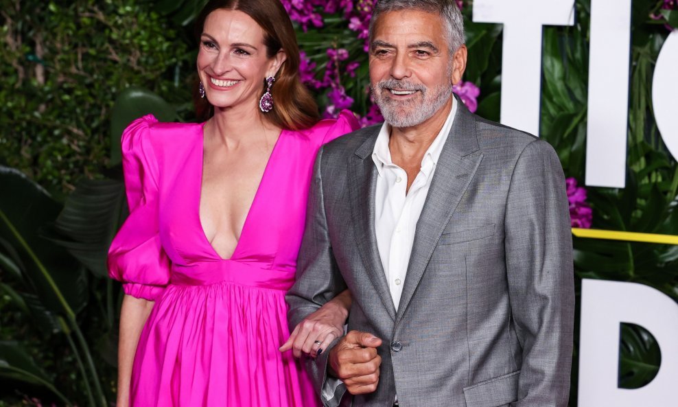Julia Roberts i George Clooney glume u filmu 'Karta za raj'
