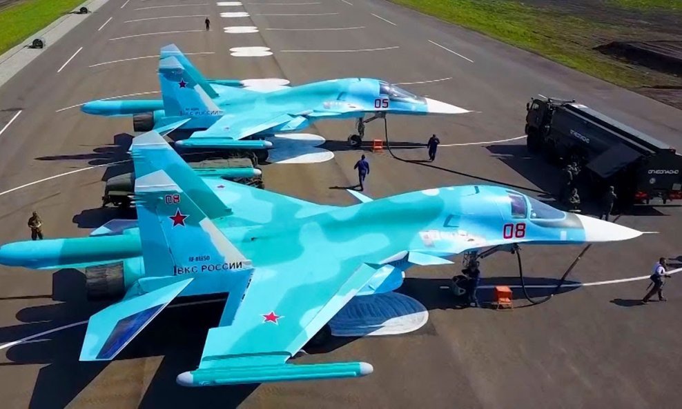 Suhoj Su-34