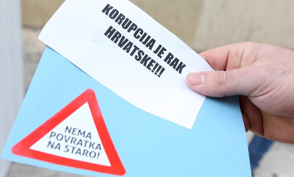 U Hrvatskoj se problem korupcije u javnom sektoru još uvijek ne rješava na zadovoljavajući način