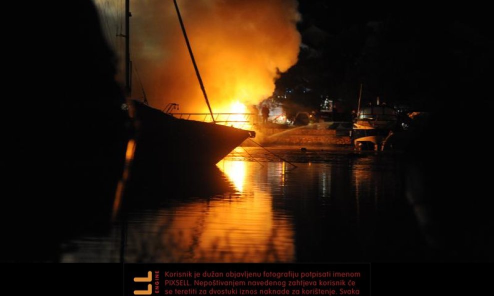 požar marina brod