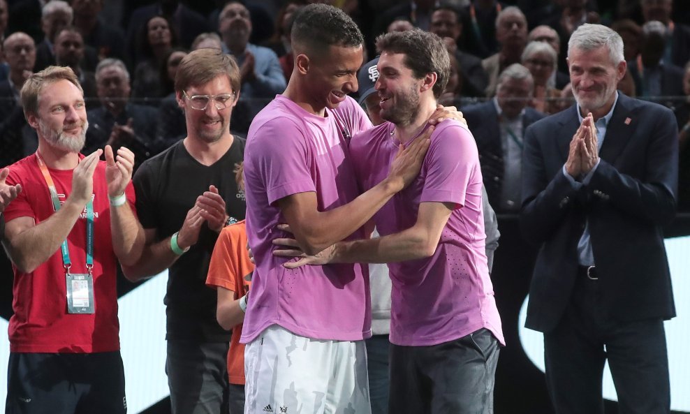 Gilles Simon (d) i Felix Auger-Aliassime