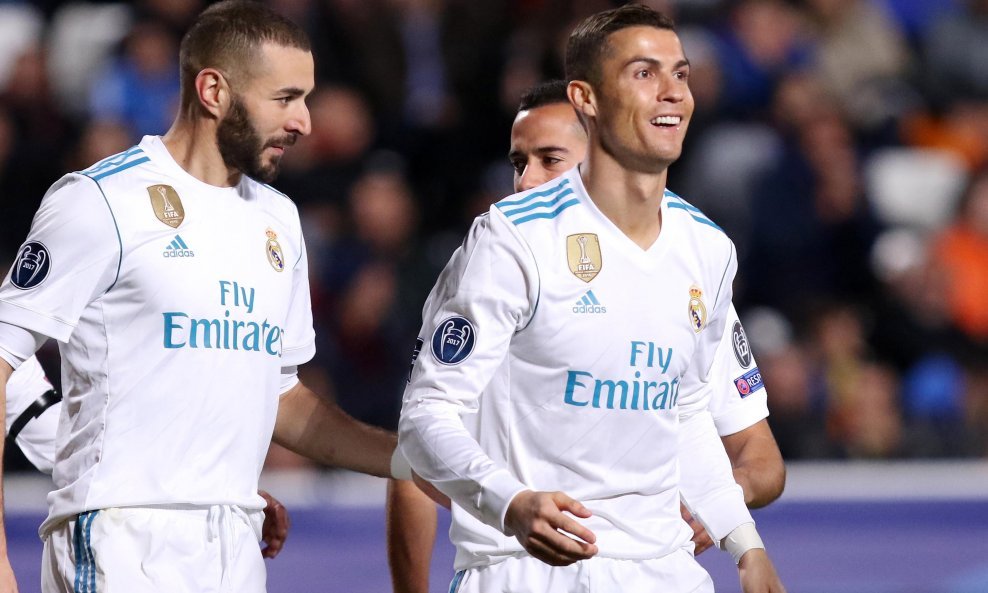 Cristiano Ronaldo (desno) i Karim Benzema