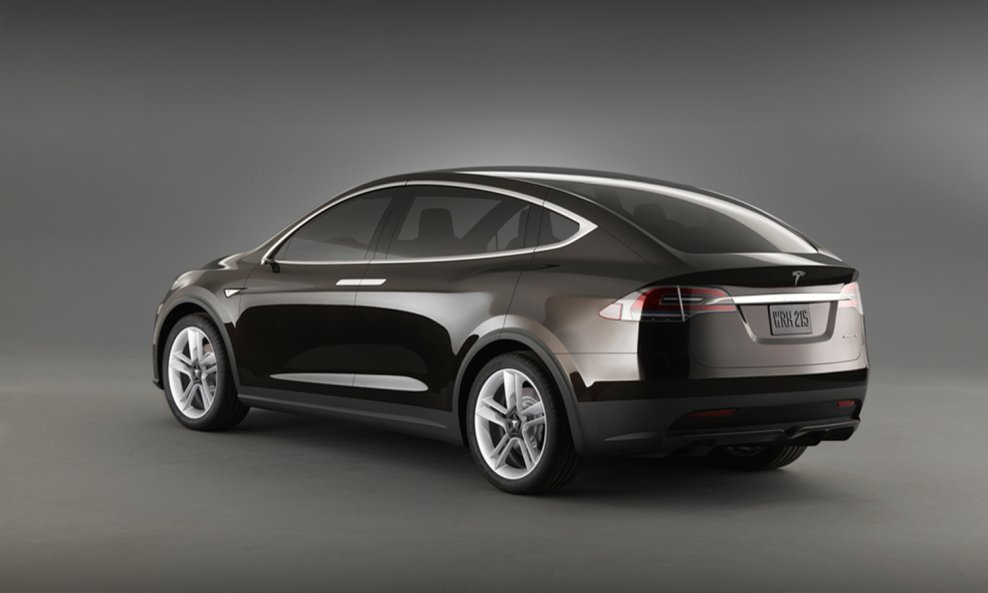 tesla-model-X-prototype-rear-left-side-view-2