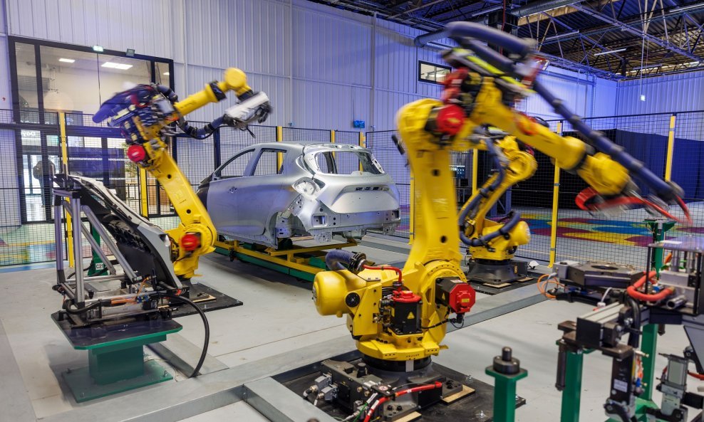 Renault Grupa je na Danima tehnološke industrije u Refactoryju u Flinsu objasnila funkcioniranje vlastitog industrijskog metaverzuma na primjeru 32 slučaja upotrebe