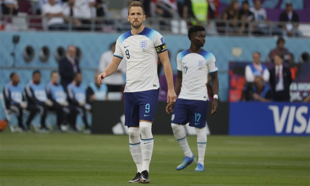 Harry Kane na utakmici protiv Irana s Fifinom trakom na ruci