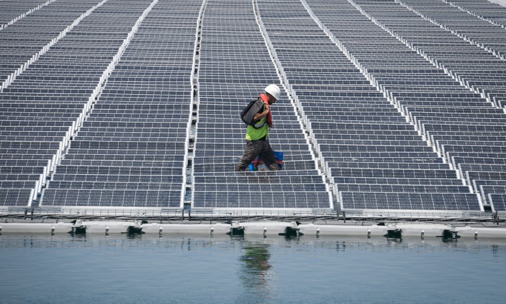 Solarni paneli će se ugrađivati na krovovima objekata u vlasništvu HEP ESCO-a