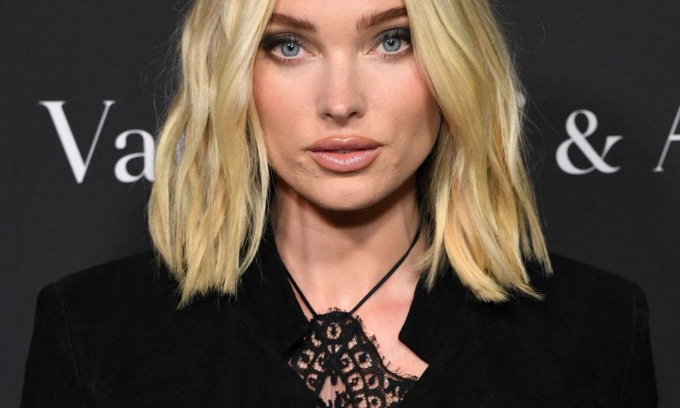 Elsa Hosk nosi dugi bob