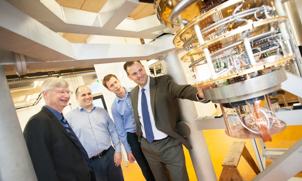 Intel i kvantno računalstvo