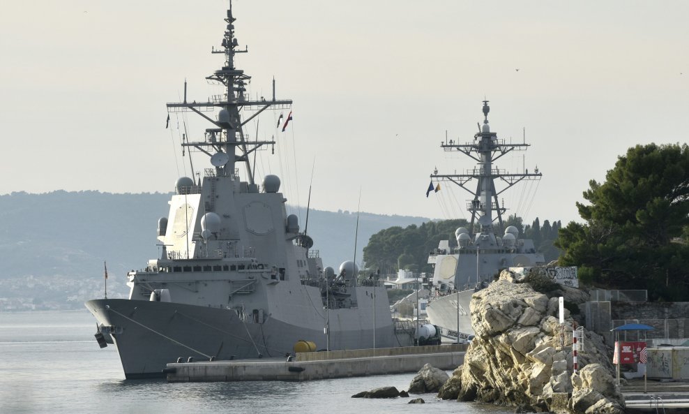 Američki razarač i španjolska fregata u posjetu Splitu