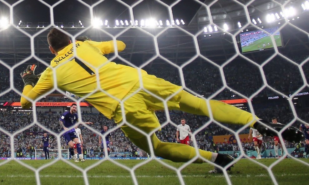 Lionel Messi i Wojciech Szczesny