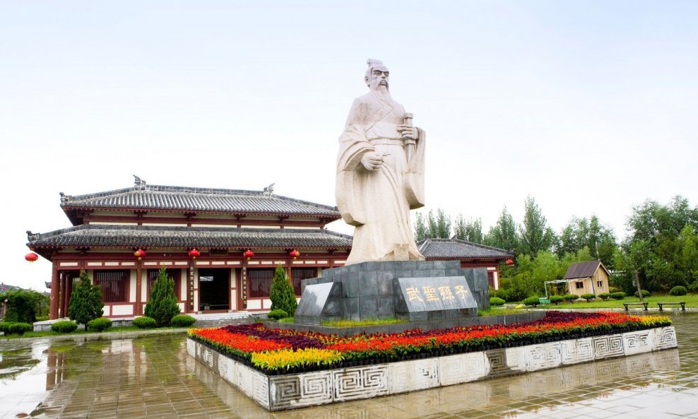 Statua Sun Tzua u kineskom gradu Binzhou