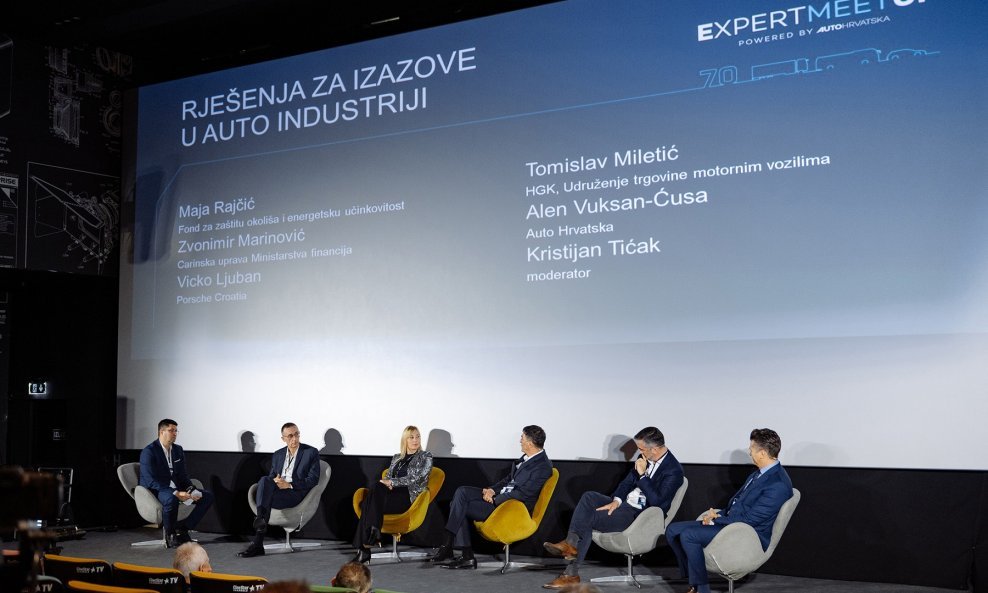 Panel diskusija 'Rješenja za izazove autoindustrije'