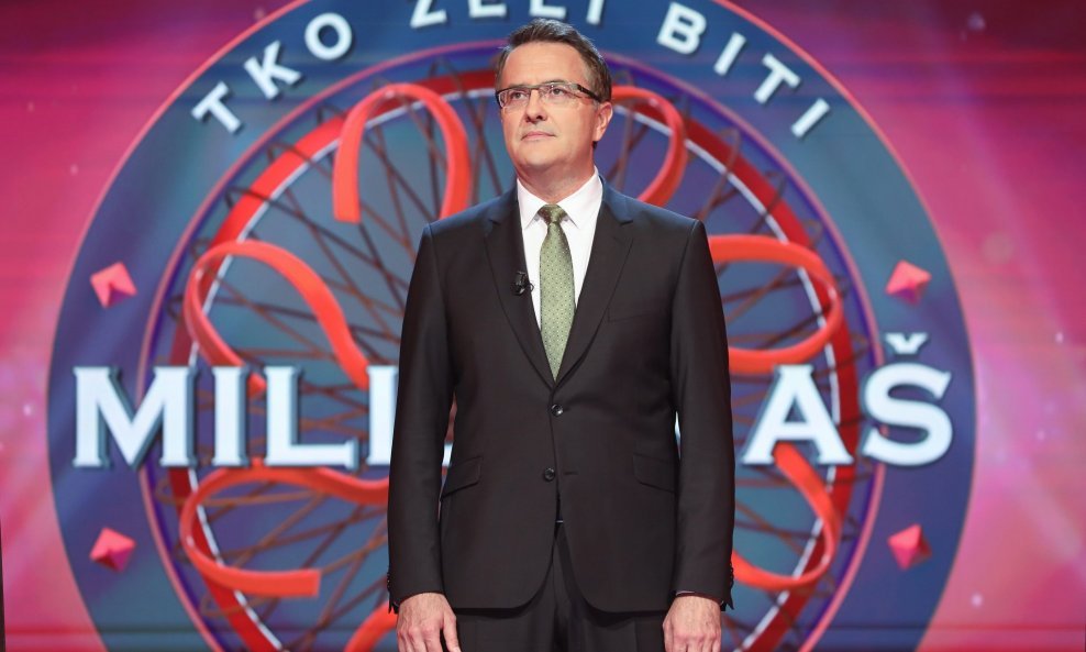 Tarik Filipović. voditelj kviza 'Tko želi biti milijunaš'