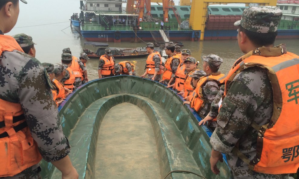 Spasilačka služba traži preživjele nakon brodoloma u Kini