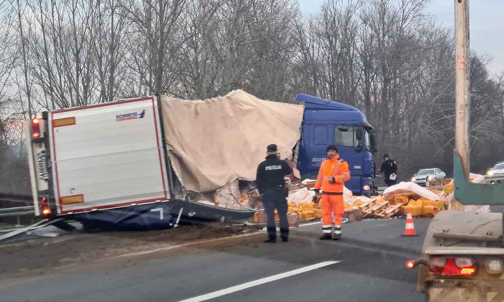 Prometna nesreća na čvoru Sredanci